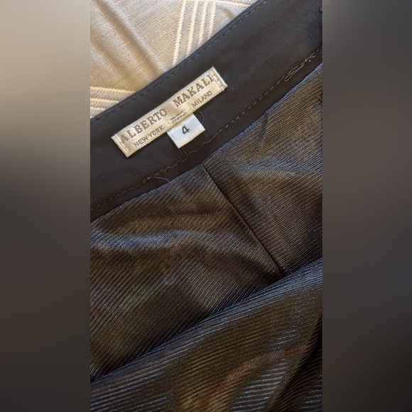 Alberto Makali Shimmering Black Skirt - Picture 6 of 8